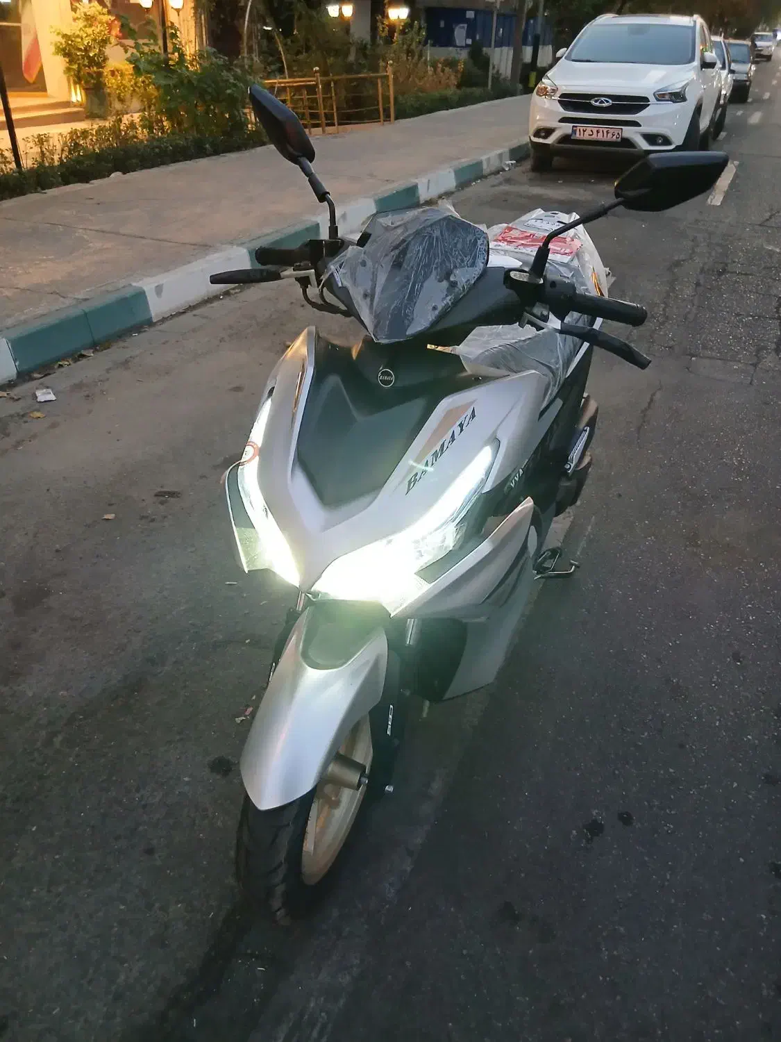 طرح ایروکس فول آپشن|موتورسیکلت|تهران, صد دستگاه|دیوار