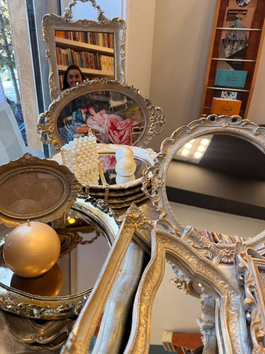 لمس زیبایی|تابلو، نقاشی، عکس|تهران, بنیهاشم|دیوار