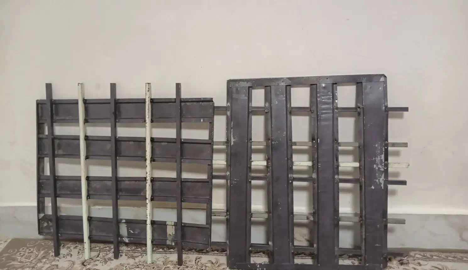 تخت خواب فلزی|تخت و سرویس خواب|خرم‌آباد, |دیوار