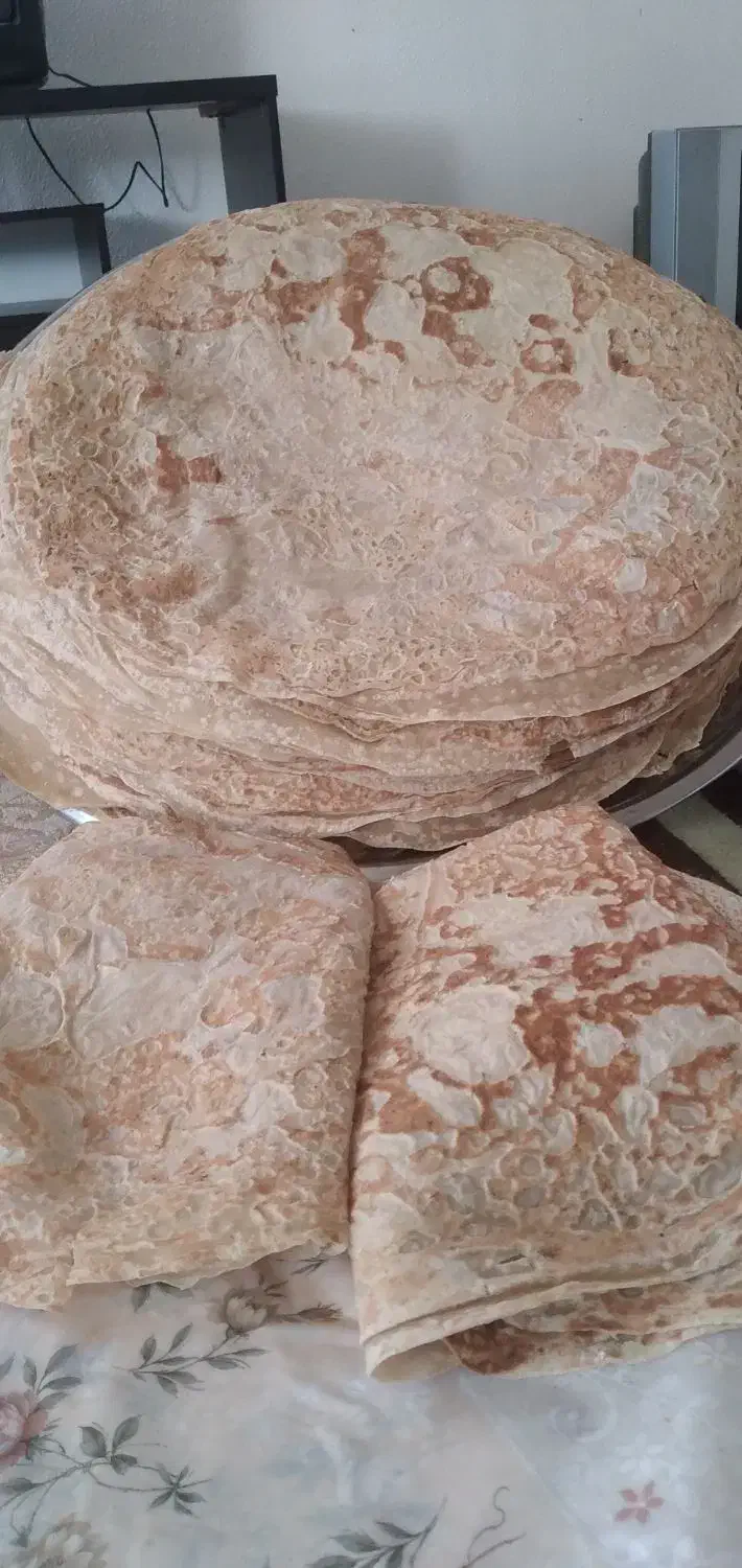 نان محلی (تیری)|خوردنی و آشامیدنی|شاهین‌شهر, حافظ شمالی|دیوار