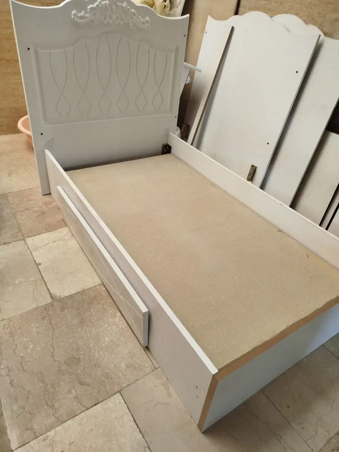 تخت نوجوان و کودک|تخت و سرویس خواب|اسلامشهر, شهرک واوان|دیوار