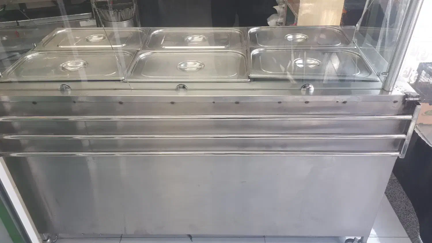 تجهیزات رستوران|کافی‌شاپ و رستوران|شاهین‌شهر, شهرک منازل چوبی|دیوار