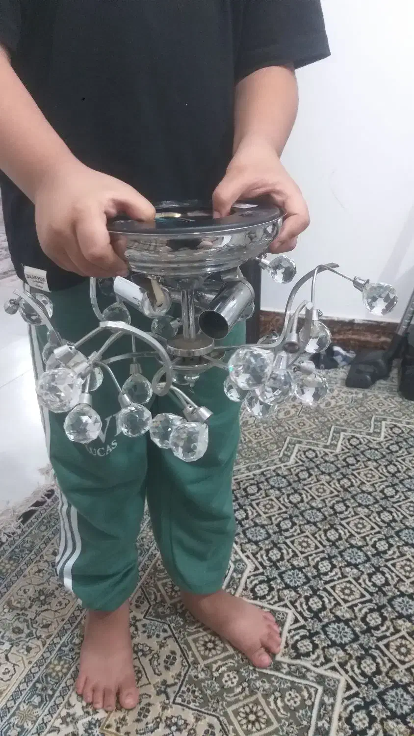 لوستر سقفی کاملا سالم|لوستر و چراغ آویز|اهواز, سیصد دستگاه|دیوار