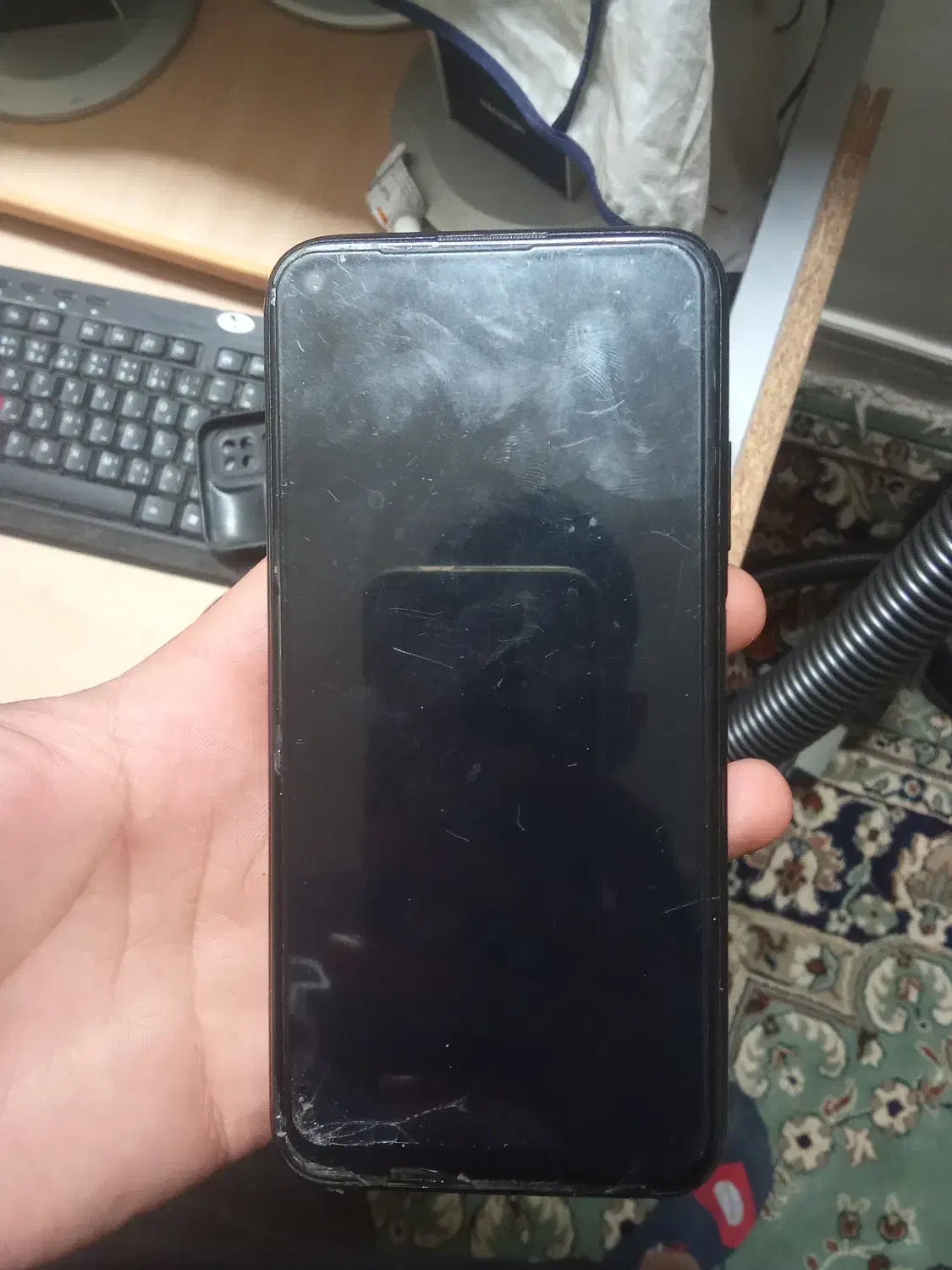 هوایی|موبایل|مشهد, کلاته برفی|دیوار