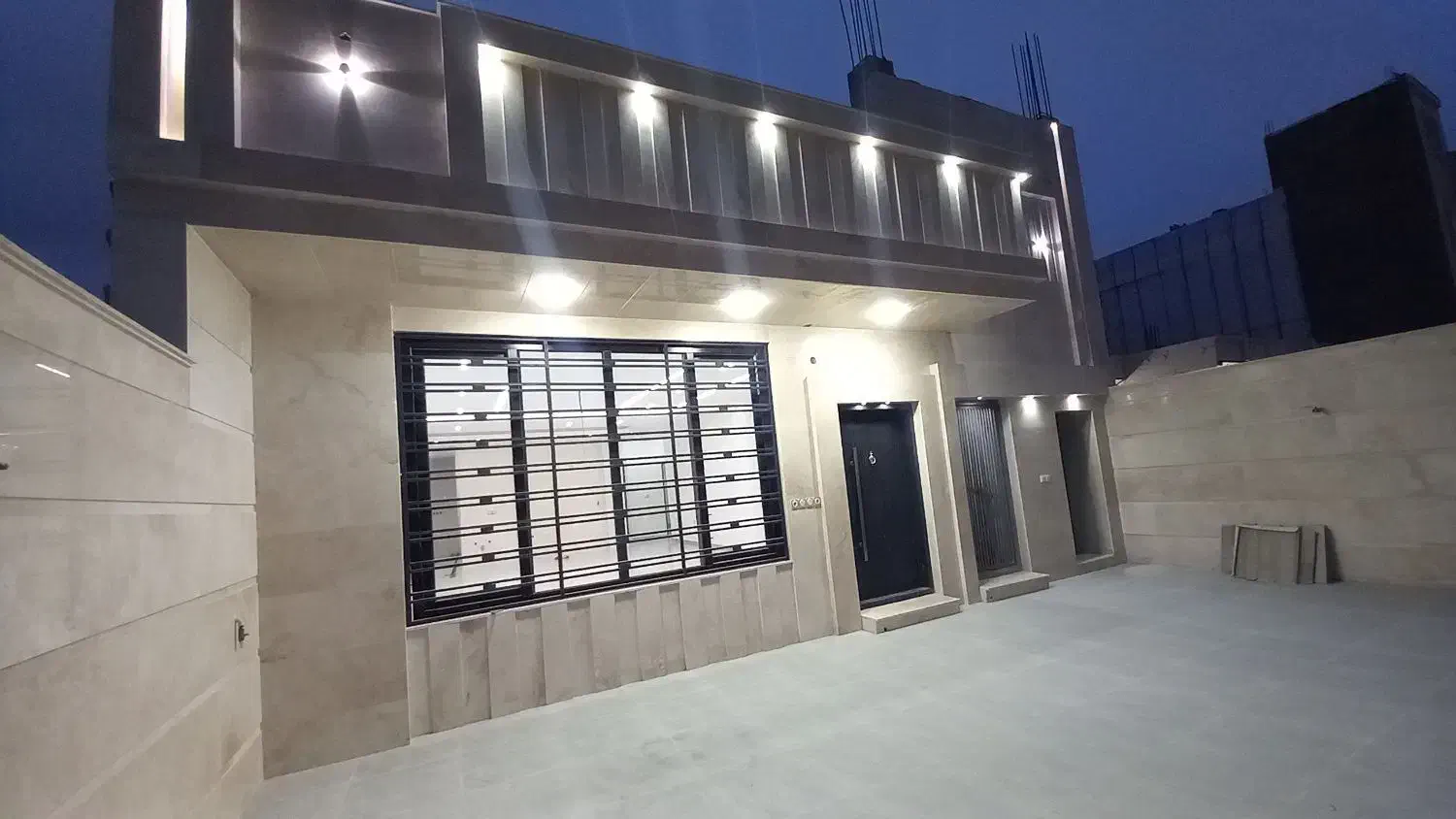 فروش ویلایی نوساز افتابگردون جای دنج|فروش خانه و ویلا|دوگنبدان, |دیوار