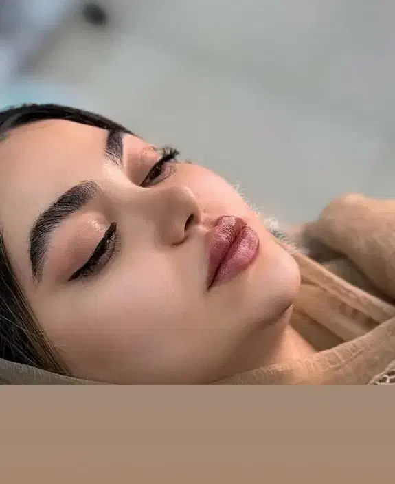 استخدام پزشک عمومی درکلینیک زیبایی|استخدام درمانی، زیبایی، بهداشتی|آمل, |دیوار