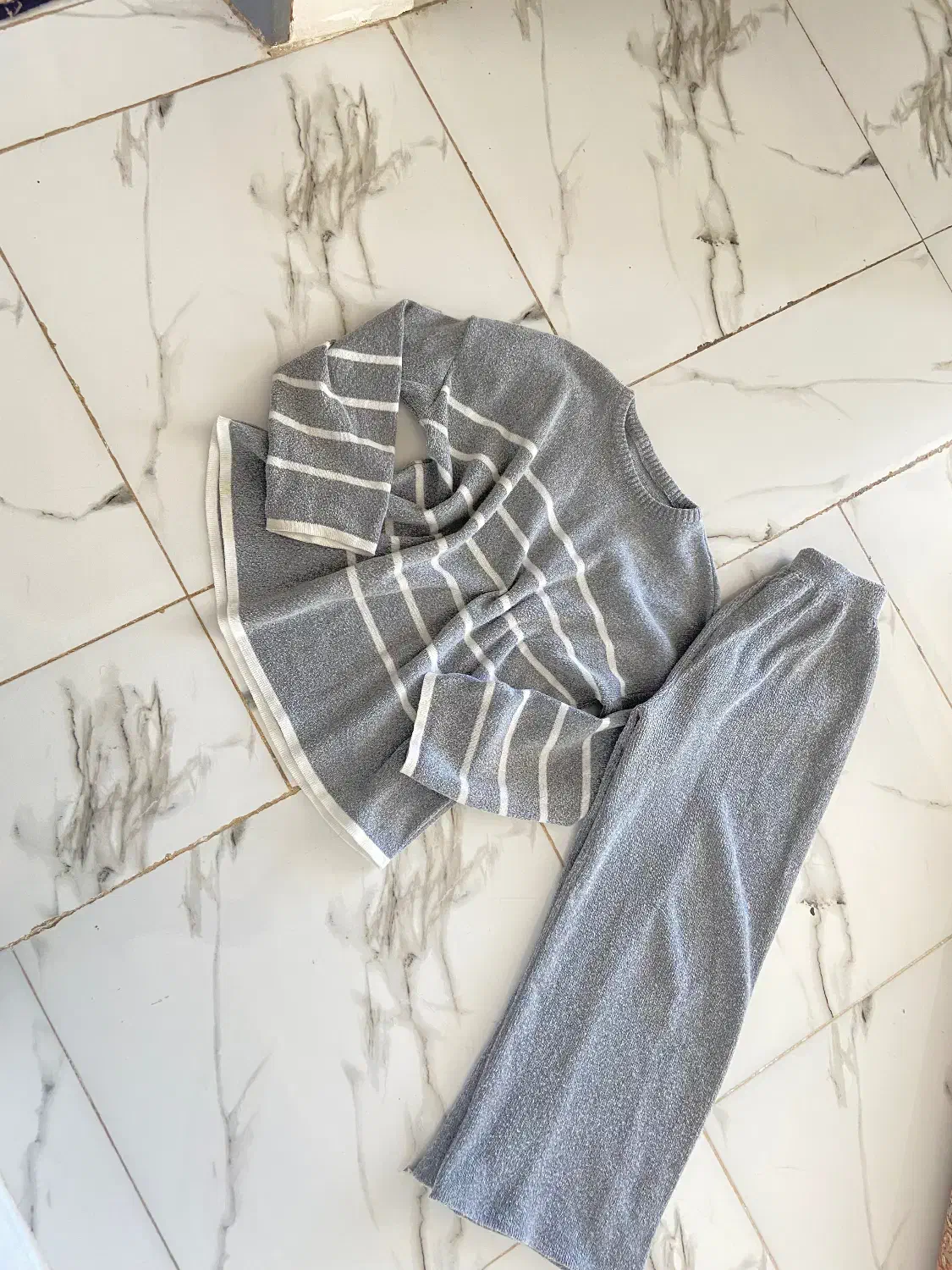 دو دست ست بافت نو|لباس|اسلام‌‌آباد غرب, |دیوار