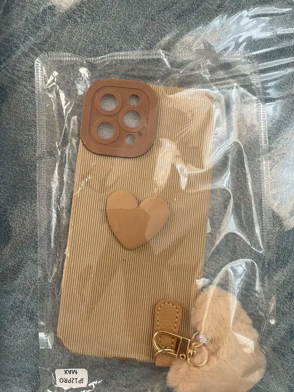 گارد یا قاب آیفون ۱۲ پرومکس و محافظ لنز|لوازم جانبی موبایل و تبلت|اصفهان, شفق|دیوار