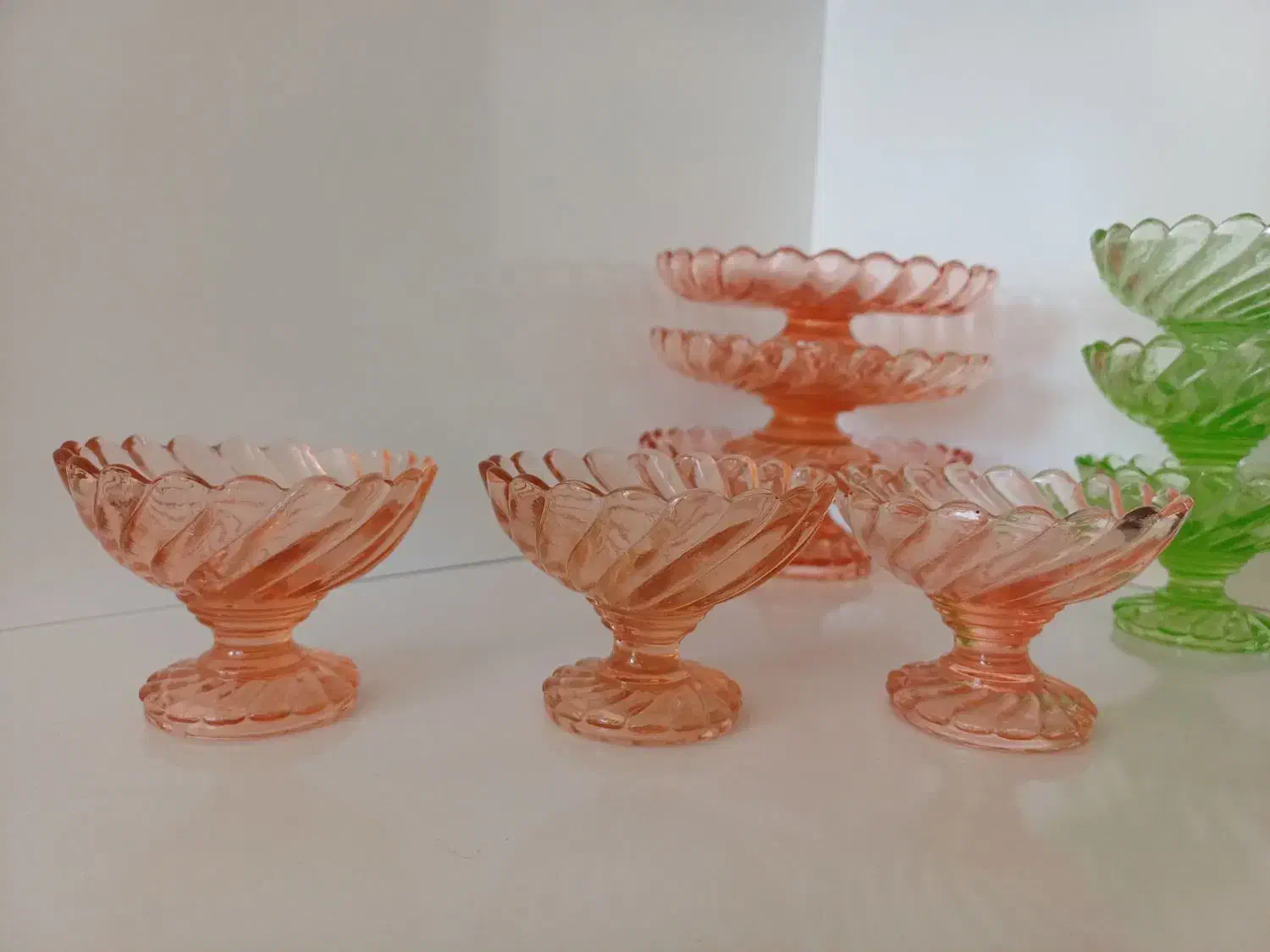 بلور روسی عتیقه|کلکسیون اشیاء عتیقه|زواره, |دیوار