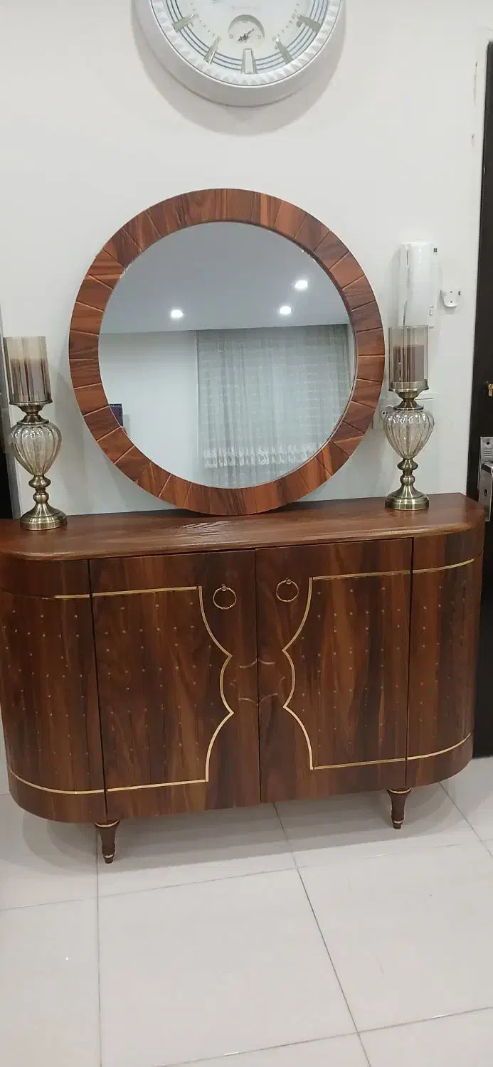 یک عددکنسول چوبی|بوفه، ویترین، کنسول|تهران, خاک سفید|دیوار