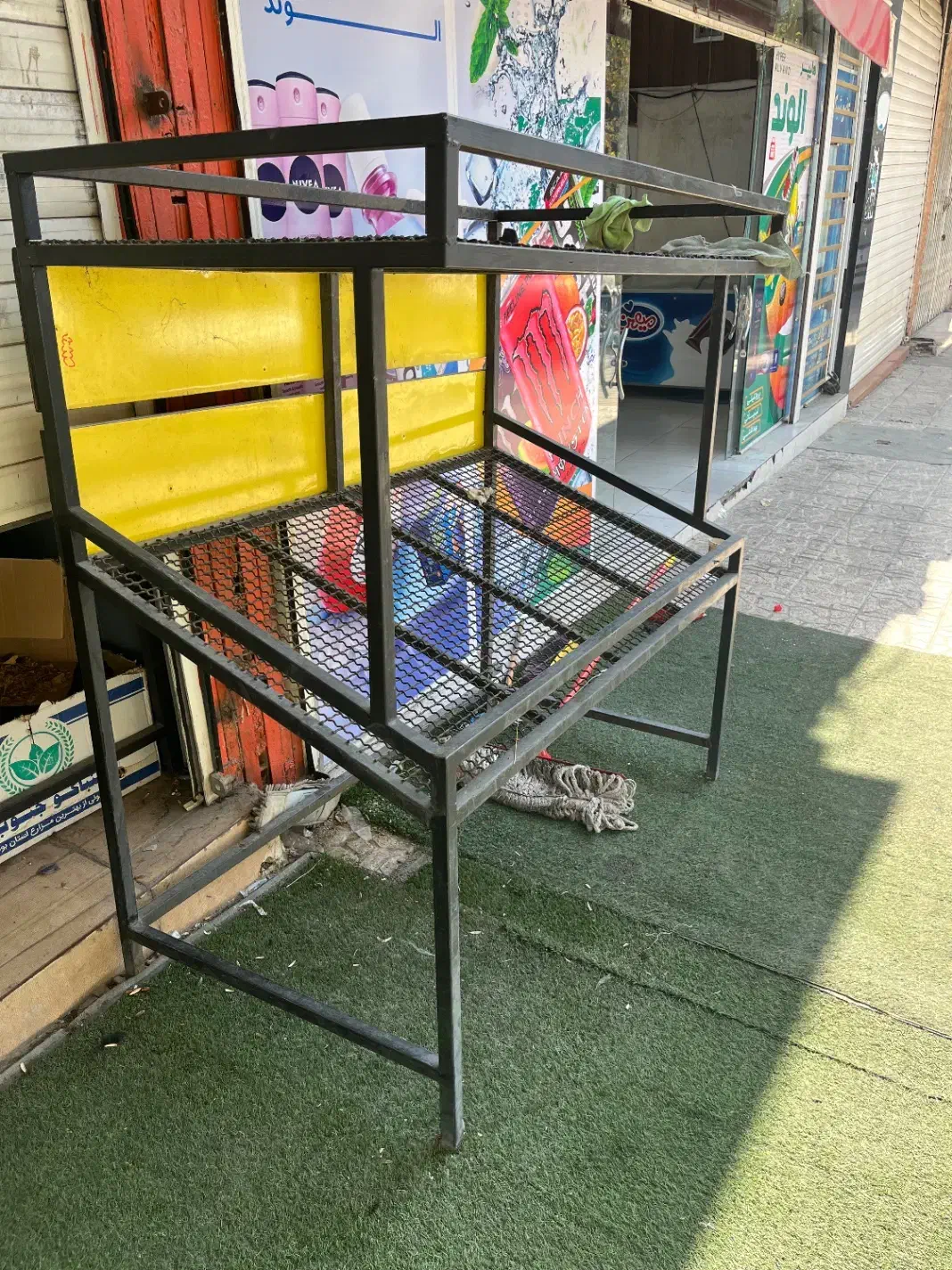 قفسه فلزی خوش ساخت و محکم برای قفسه و میوه فروشی|فروشگاه و مغازه|یاسوج, |دیوار