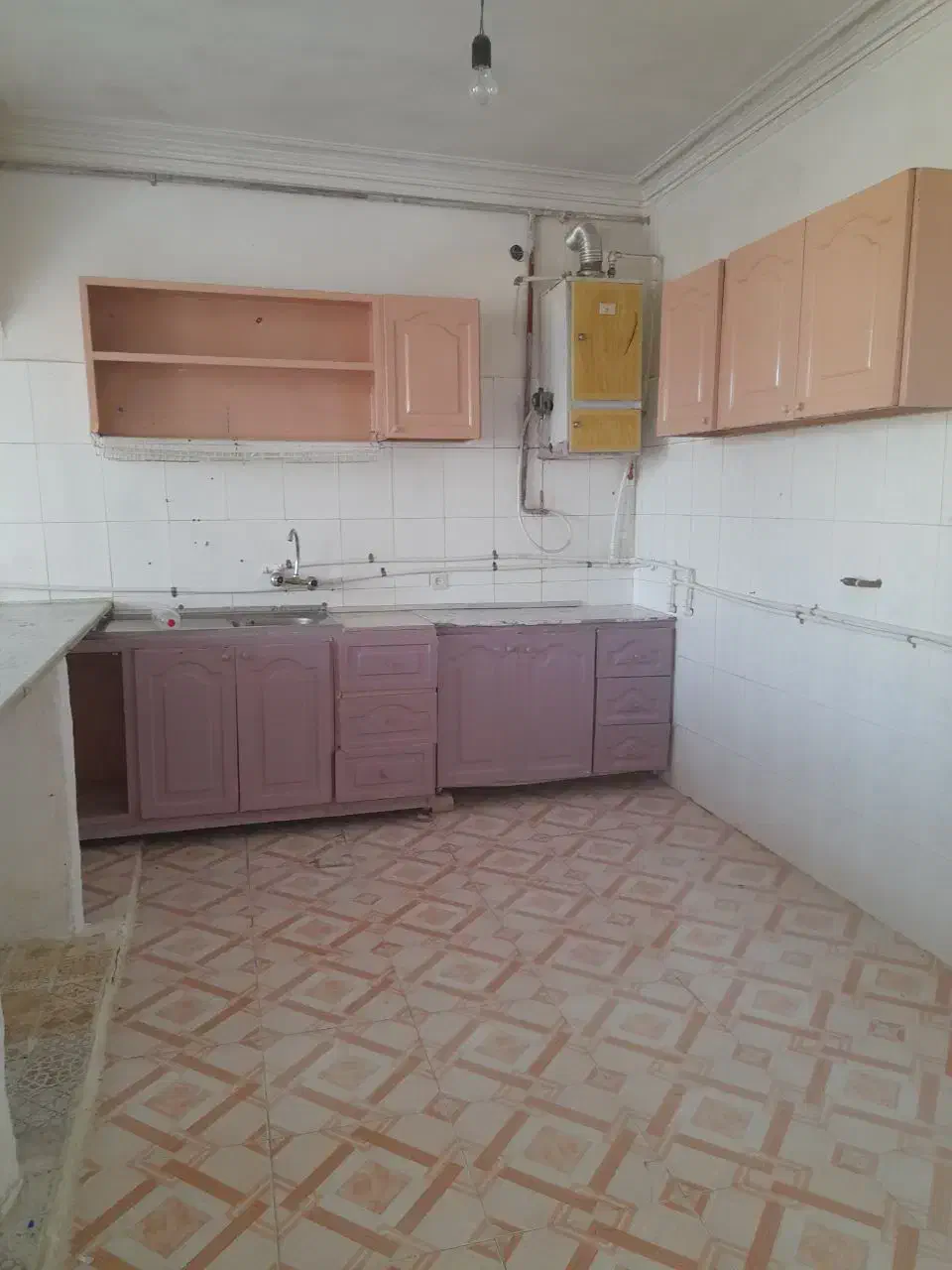 منزل اجاره ای درشهریاردوازده کوچه شهیدمدنی|اجارهٔ خانه و ویلا|نیشابور, سرآب کوشک|دیوار