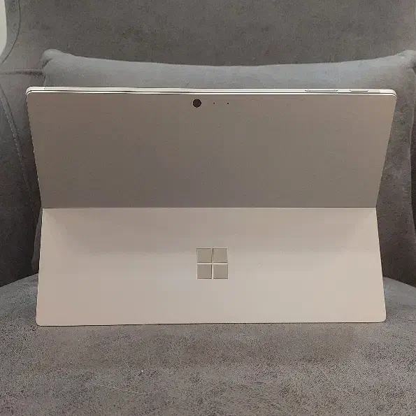 لپ تاپ سرفیس پرو ۶ با وسایل|رایانه همراه|شیراز, قدوسی شرقی|دیوار