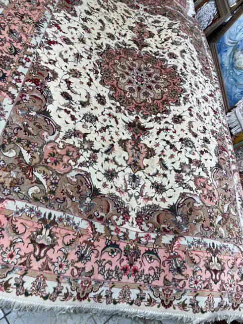 تک ۹ متری کارکرده علیا|فرش|تبریز, |دیوار