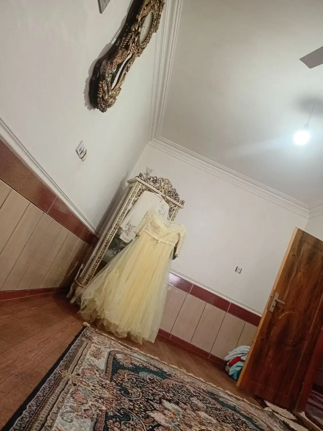 لباس مجلسی|لباس|گنبد کاووس, |دیوار