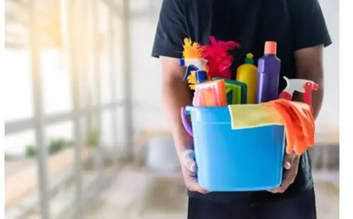 نظافت راهپله، پارکینگ، منزل با قیمت مناسب|خدمات نظافت|الوند, |دیوار