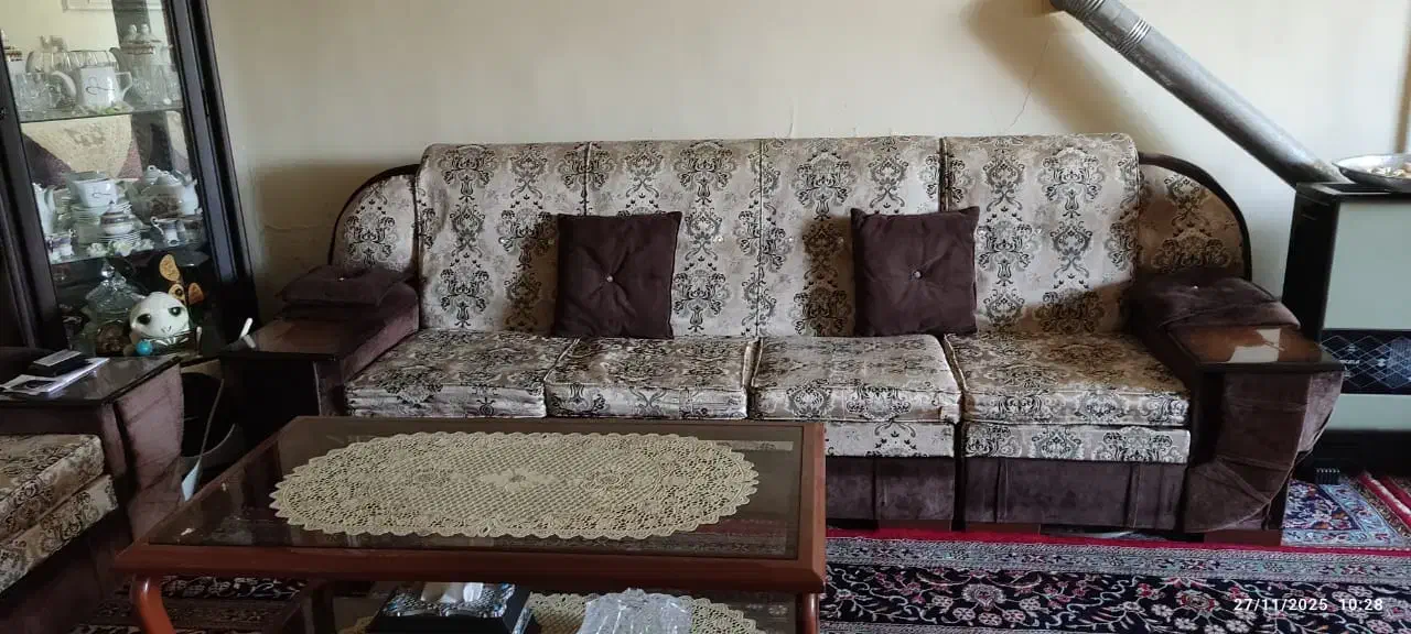 مبل راحتی هفت نفره|مبلمان خانگی و میز عسلی|محمدیه-قزوین, |دیوار