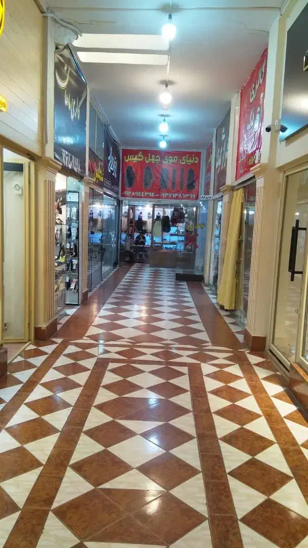 مغازه اجاره در بهترین مرکز خرید شهر رودهن|اجارهٔ مغازه و غرفه|رودهن, |دیوار