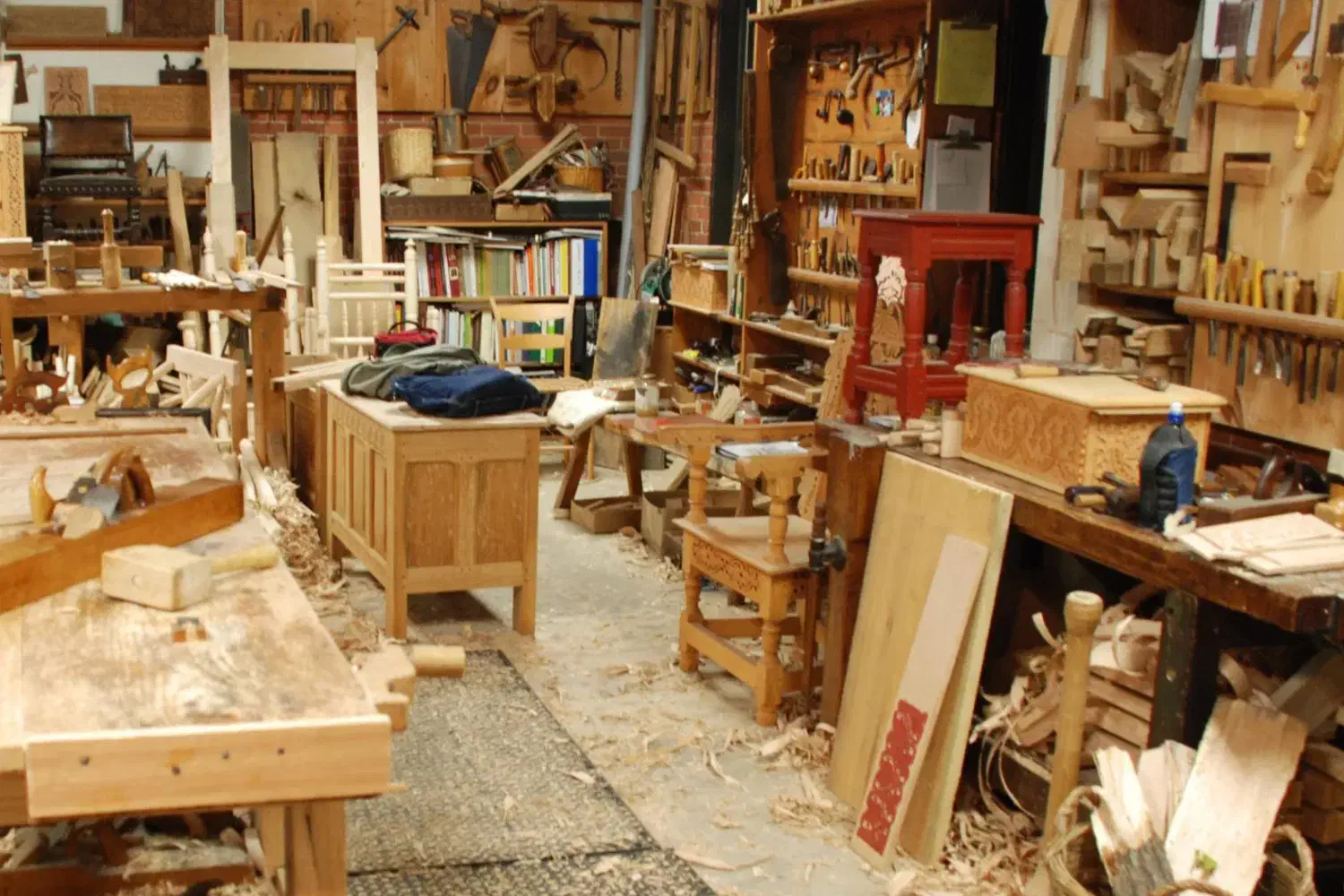 چوب بری|خدمات پیشه و مهارت|محمدیه-قزوین, |دیوار