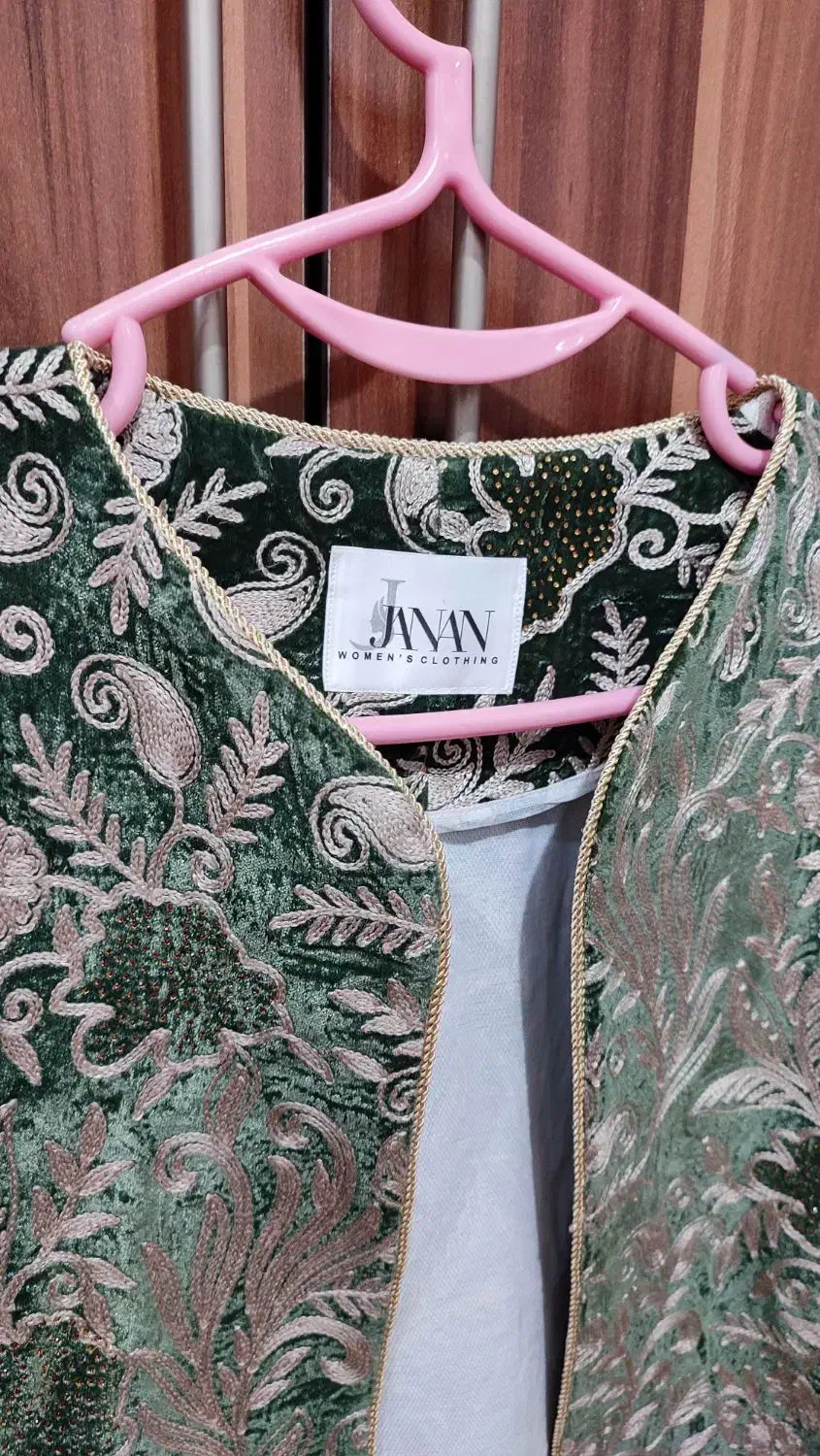 مانتو مجلسی مخمل خامه دوزی نگین دار|لباس|اندیمشک, |دیوار