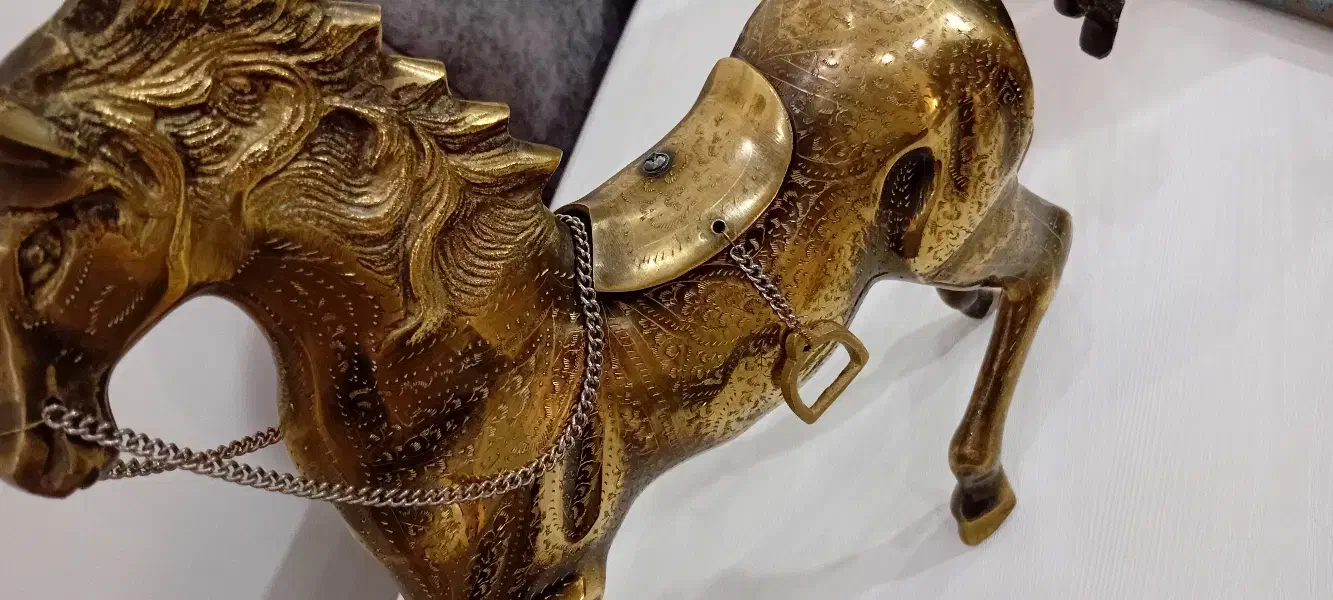 مجسمه برنج روسی سوییت|مجسمه، تندیس، ماکت|اردبیل, |دیوار