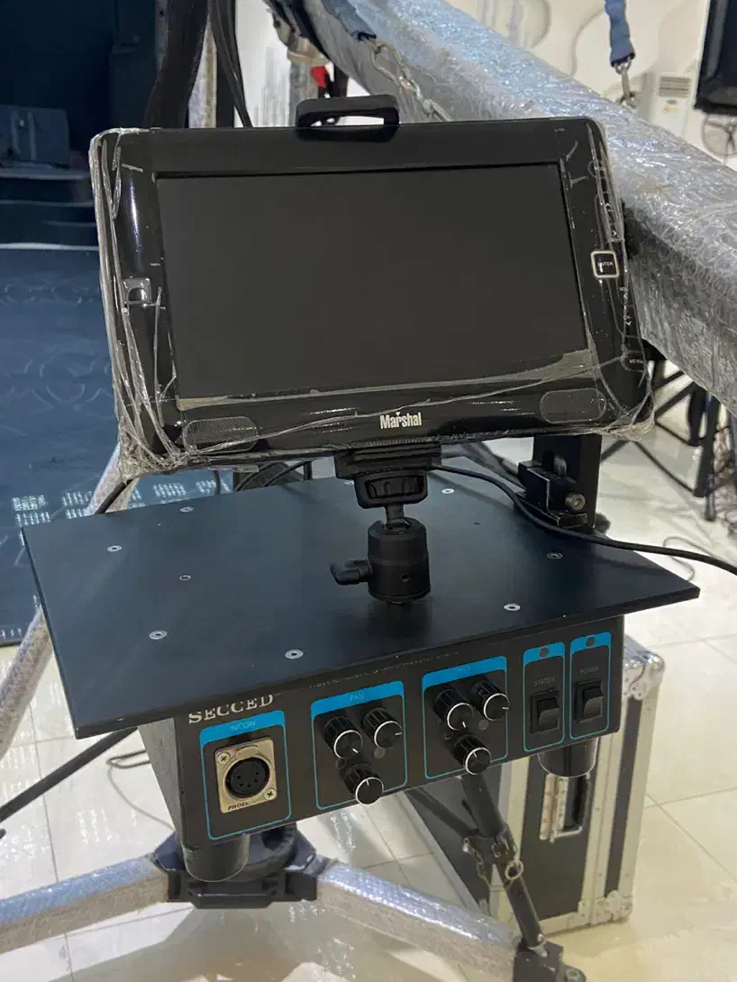 کرین سکسد ۶ متری|دوربین عکاسی و فیلم‌برداری|تهران, آبشار تهران (دریاچه)|دیوار