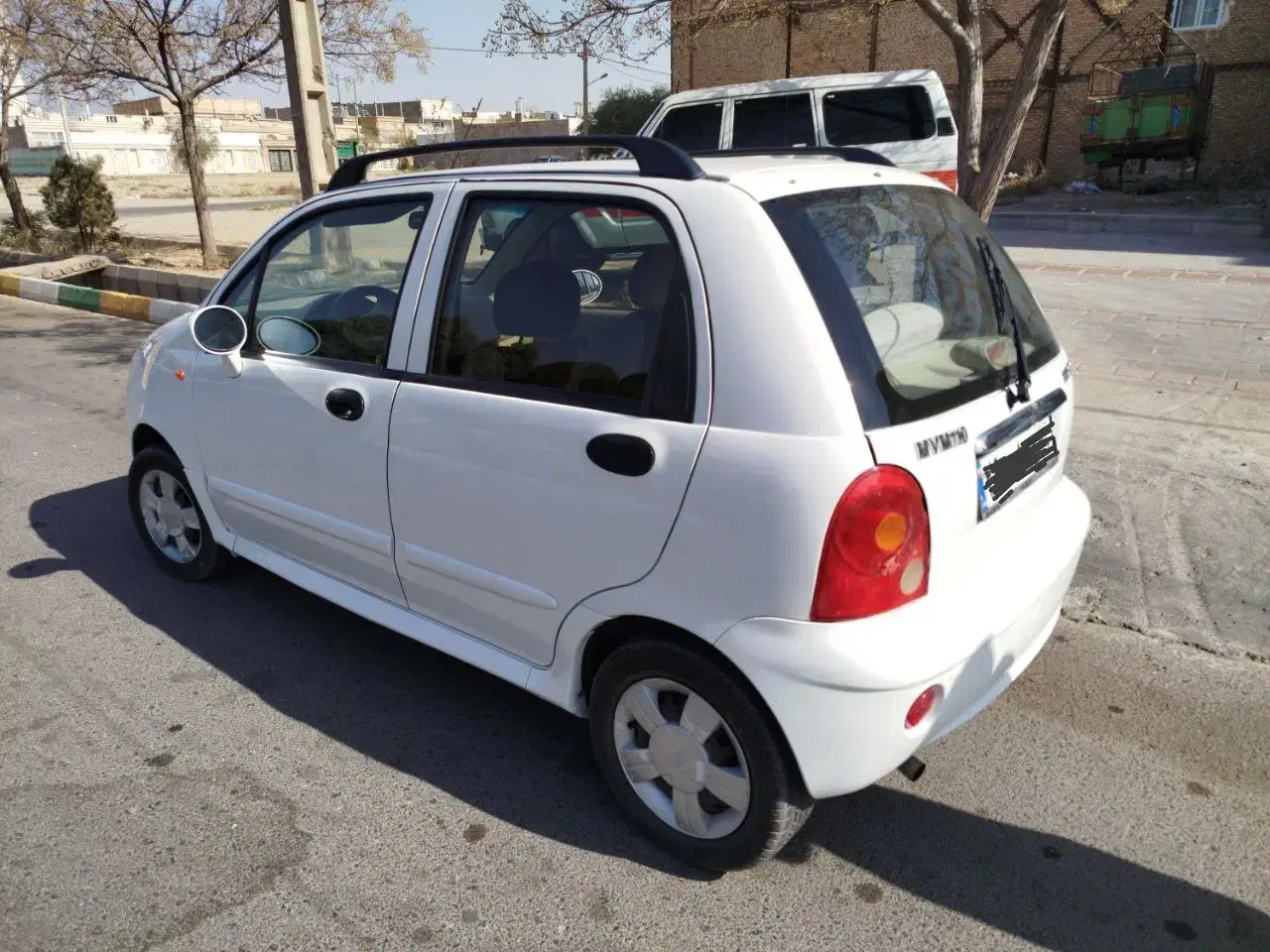 ام وی ام 110 عروسک کارمندی|خودرو سواری و وانت|کاشمر, |دیوار