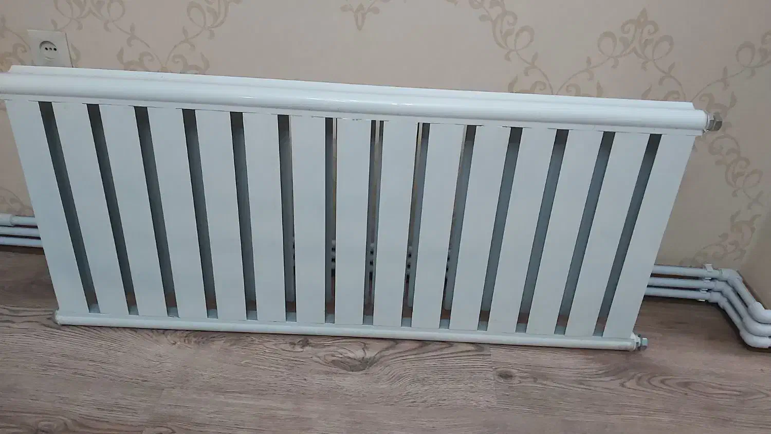 رادیاتور پکیج|آبگرمکن، پکیج، شوفاژ|گرگان, |دیوار