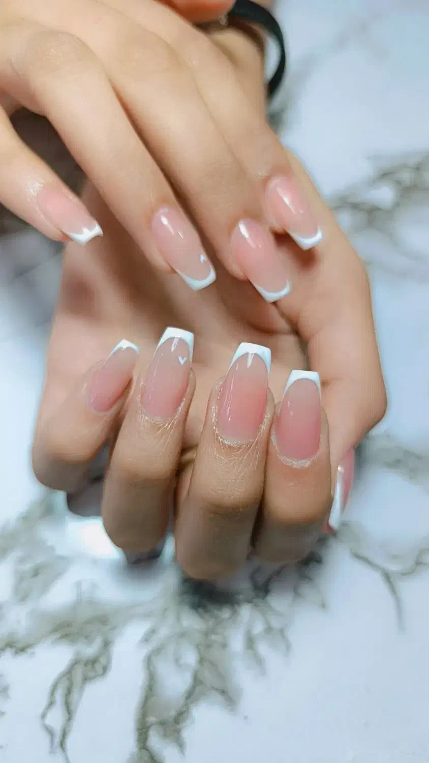 کاشت ناخن عنبرآباد|خدمات آرایشگری و زیبایی|عنبرآباد, |دیوار