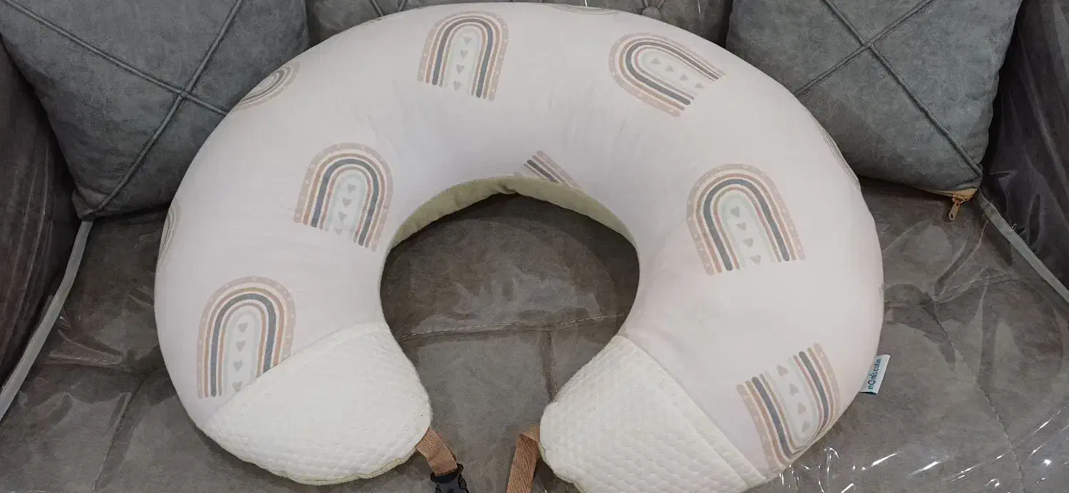 پشه بند و بالشت شیردهی|اسباب و اثاث بچه|اهواز, کوی مهدیس|دیوار