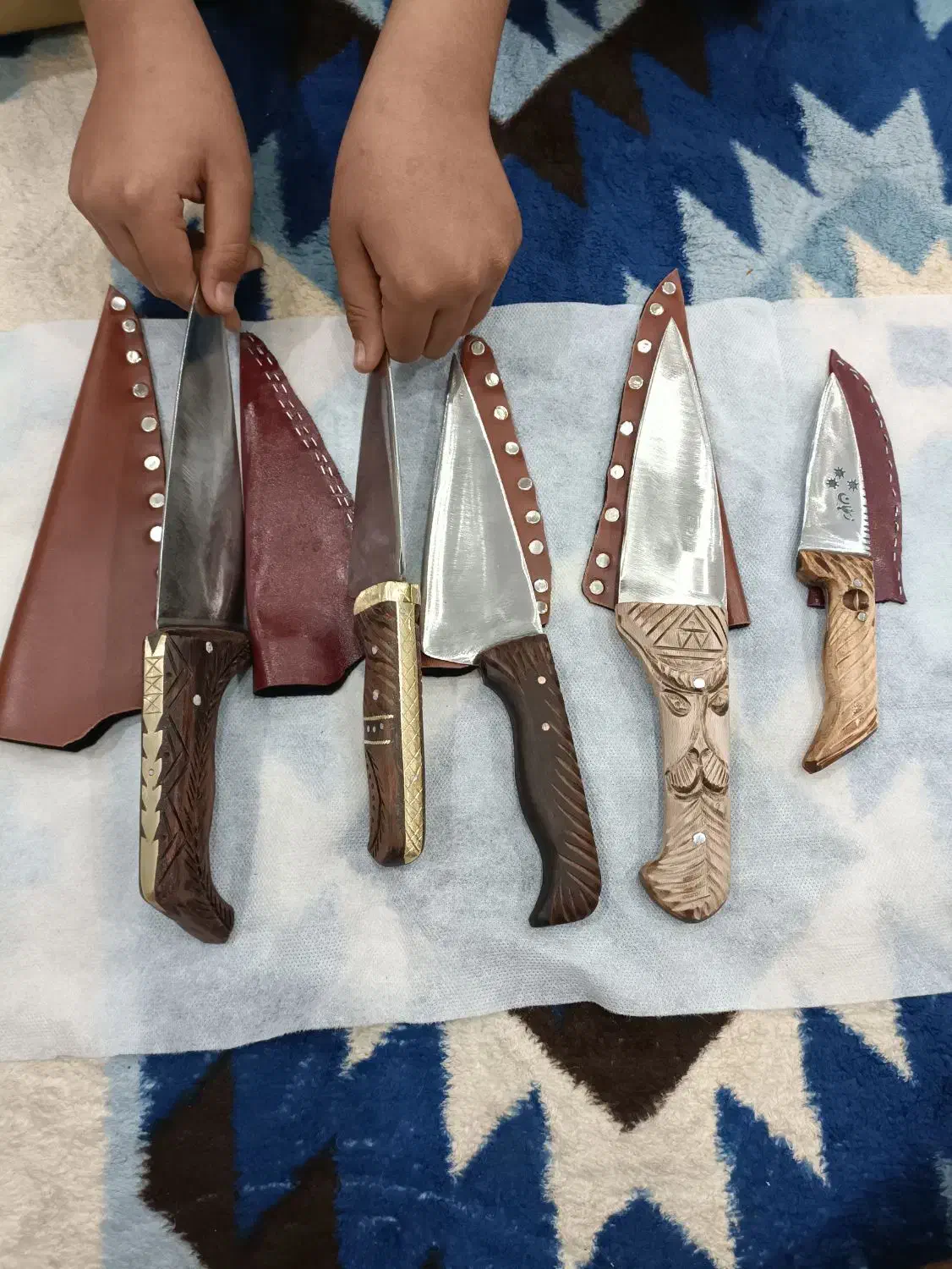 چاقو قصابی|کوهنوردی و کمپینگ|شیراز, محراب|دیوار