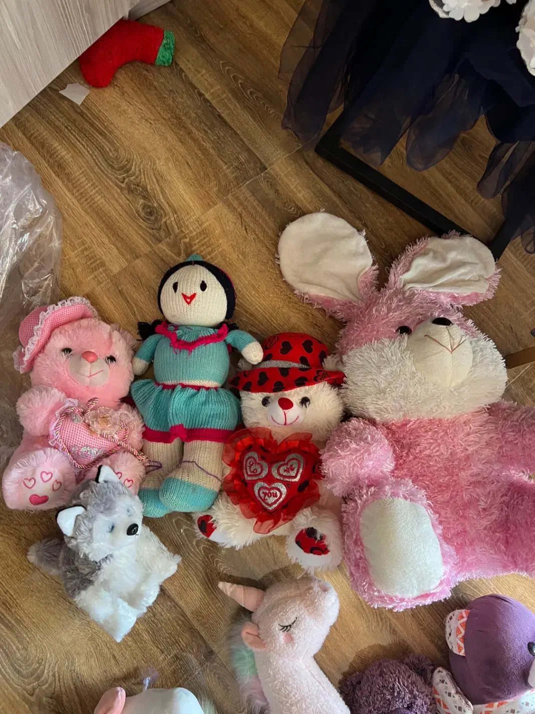 عروسک|اسباببازی|فریدونکنار, |دیوار