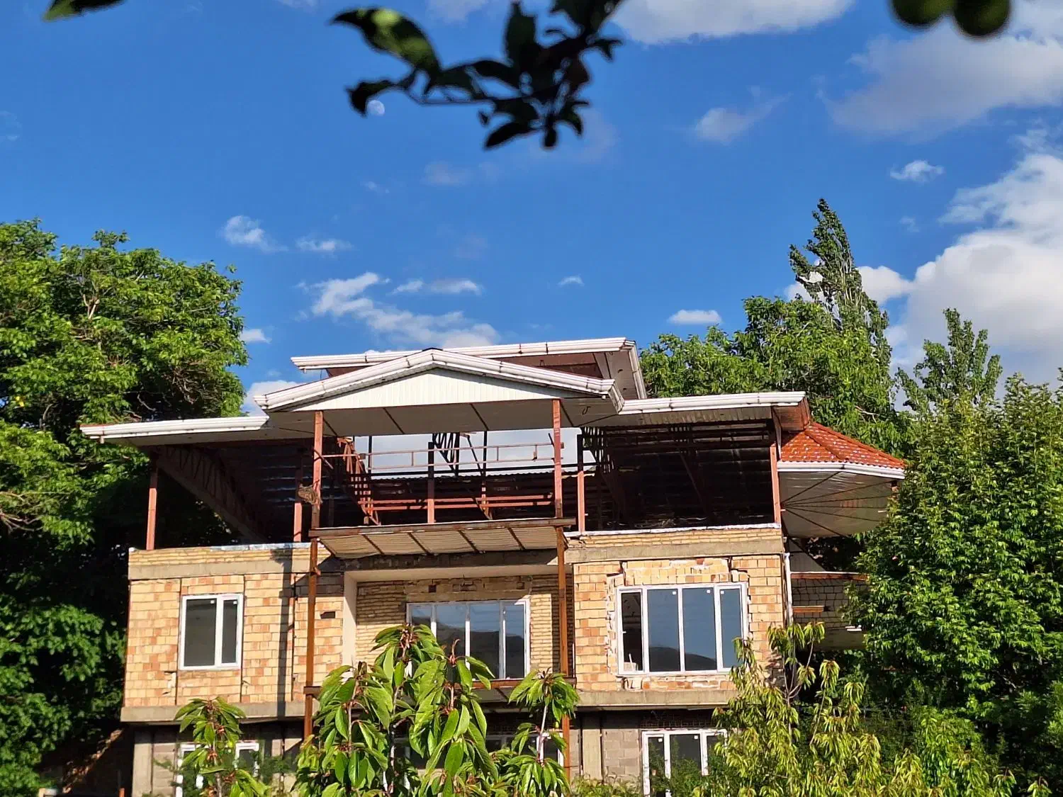 شیروانی اردواز اسکلت فلزی شهریار|خدمات پیشه و مهارت|تهران, بازار|دیوار