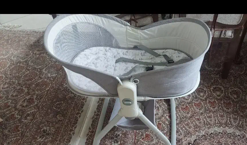 تخت نوزاد|اسباب و اثاث بچه|تهران, آهنگران (سراسیاب دولاب)|دیوار