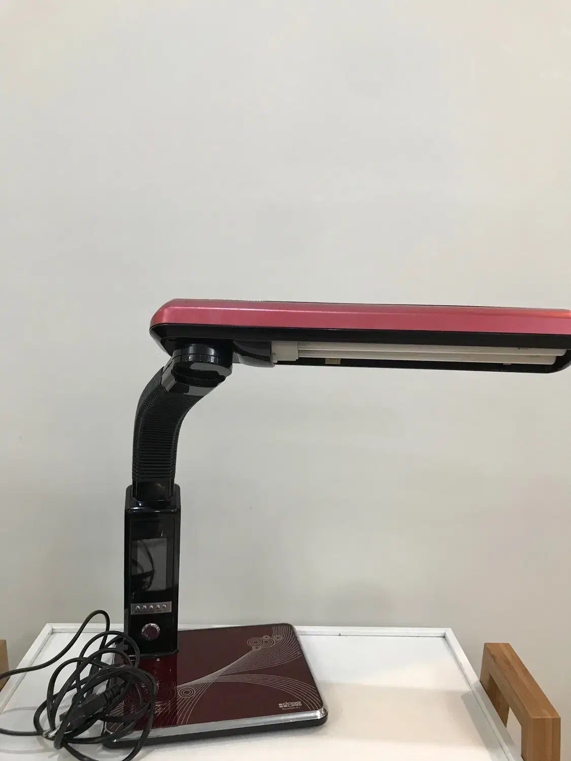 چراغ مطالعه پر قدرت|لامپ و چراغ|تهران, صادقیه|دیوار