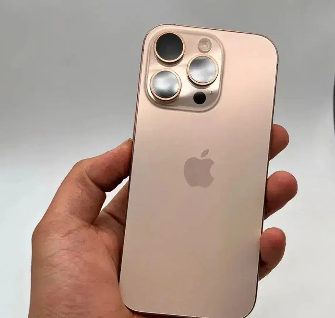 آیفون ۱۶پرو مکس ۲۵۶ گلد کلا ۳۰بار شارژ شده|موبایل|اندیشه, اندیشه فاز ۱|دیوار