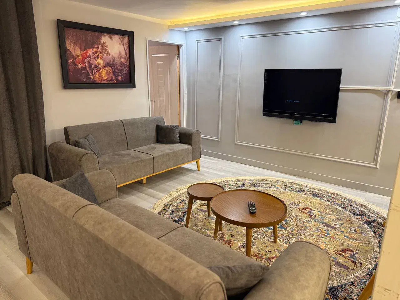 اجاره روزانه هفتگی ماهانه سوییت آپارتمان مبله۲۱۱|اجارهٔ کوتاه‌مدت آپارتمان و سوئیت|مشهد, هفت تیر (آب و برق)|دیوار