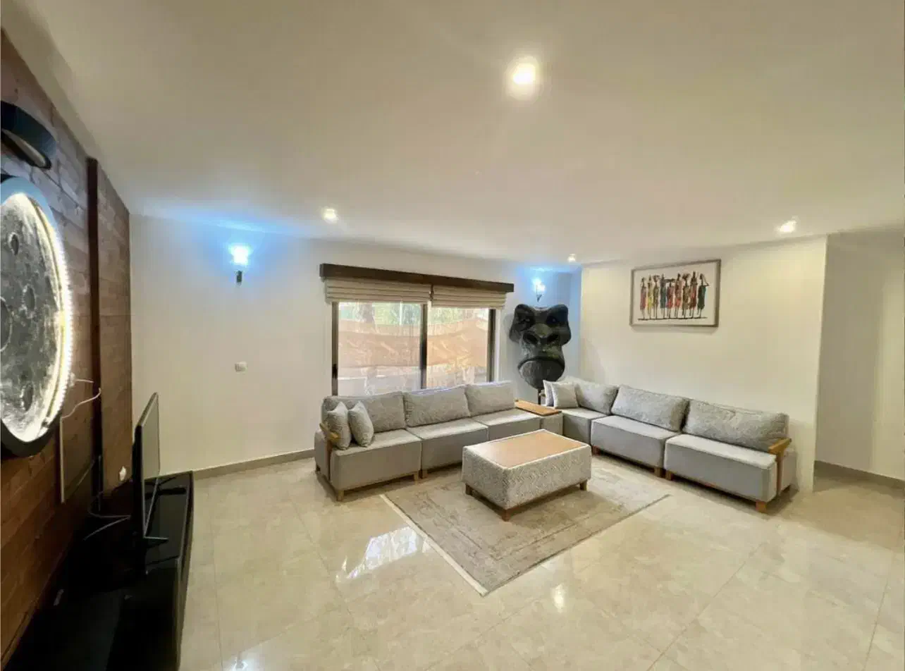 اجاره آپارتمان مبله شیک پارکینگ دار غرب تهران|اجارهٔ کوتاهمدت آپارتمان و سوئیت|تهران, شهرک چیتگر|دیوار