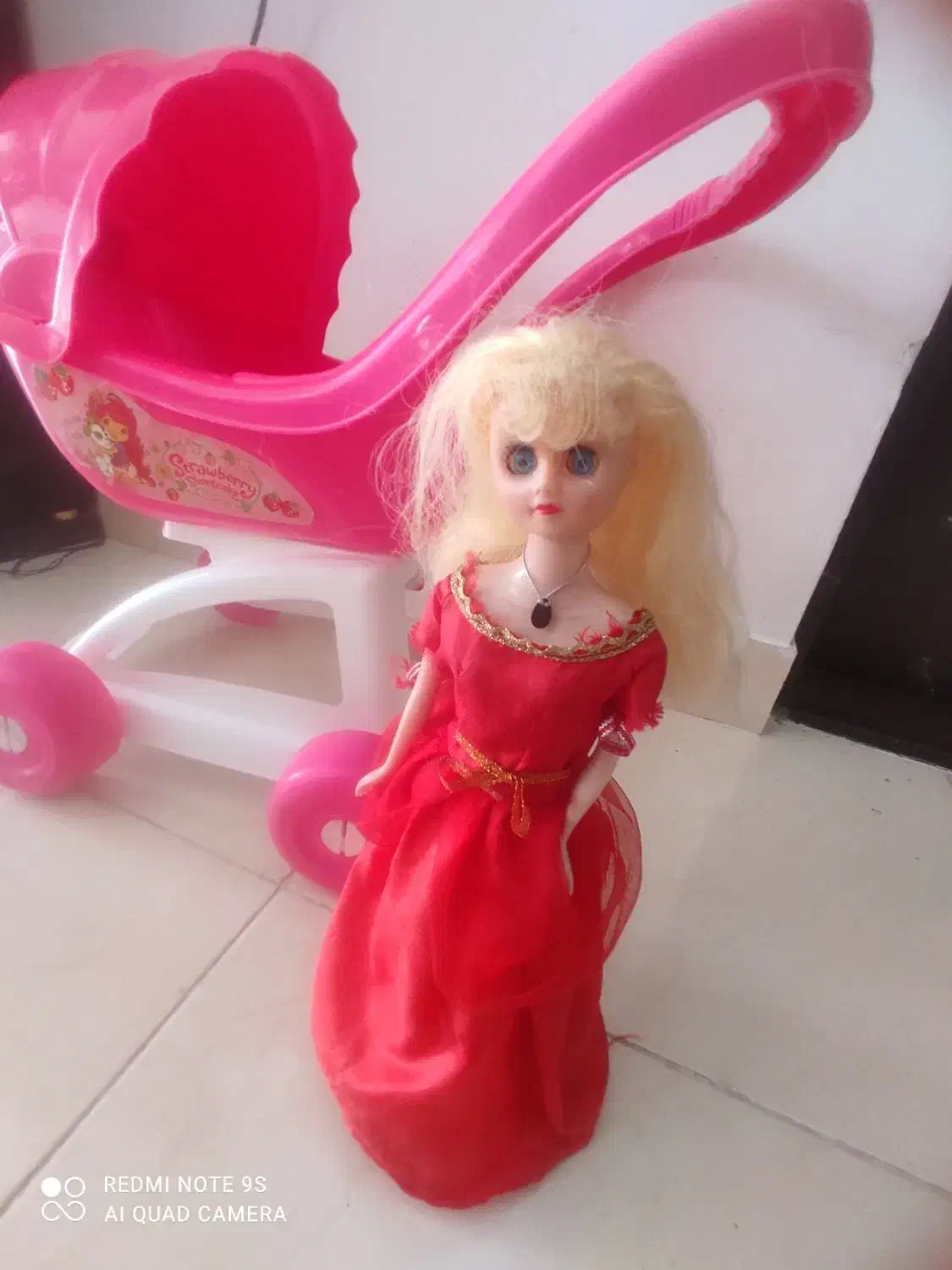 کالسکه و عروسک|اسباببازی بچه|ایلام, |دیوار