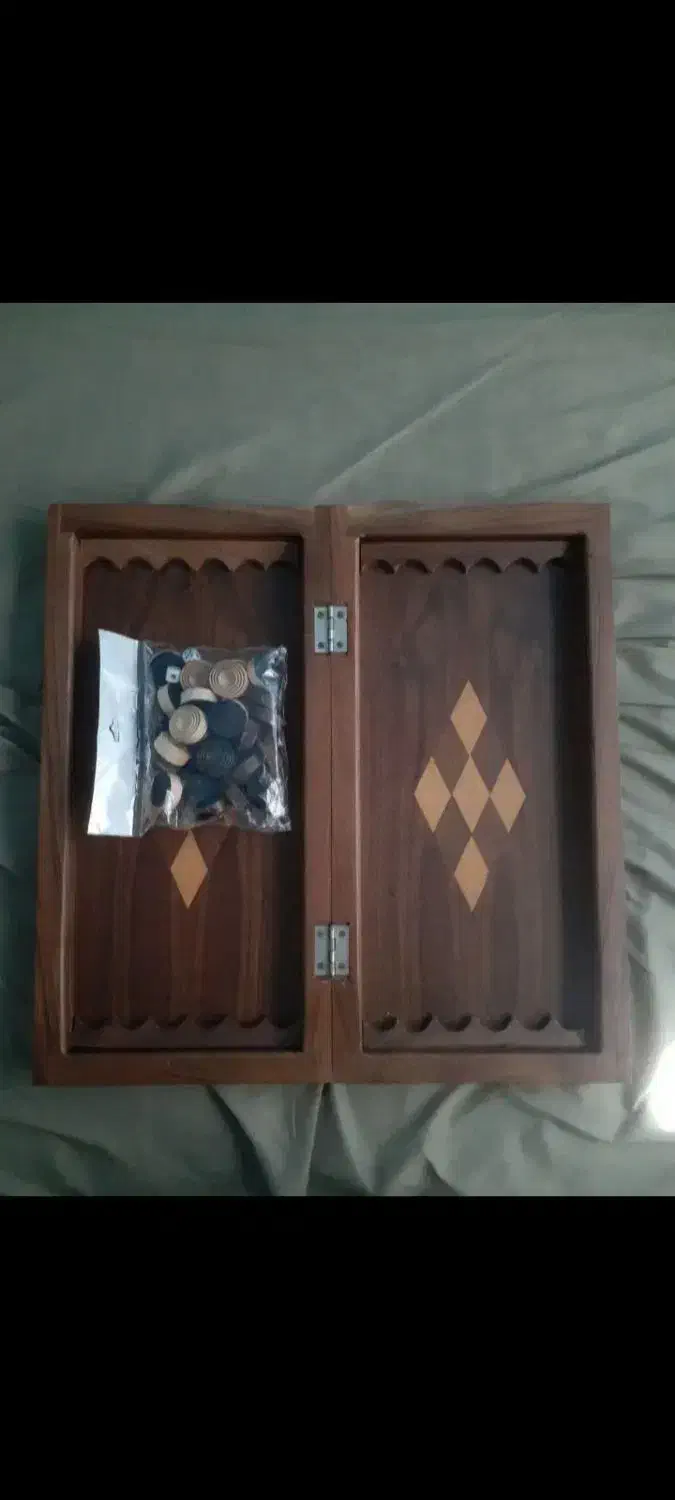 یک عدد تخته نرد مفت|کلکسیون و سرگرمی|آمل, |دیوار