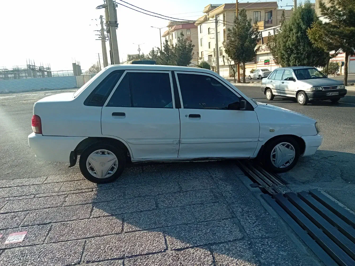 پراید با هیدرولیک و ای بی اس|خودرو سواری و وانت|اندیشه, اندیشه فاز ۱|دیوار