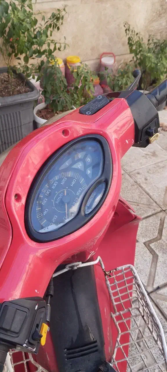 بی کلاچ مدل ۸۹|موتورسیکلت|مشهد, دانش|دیوار