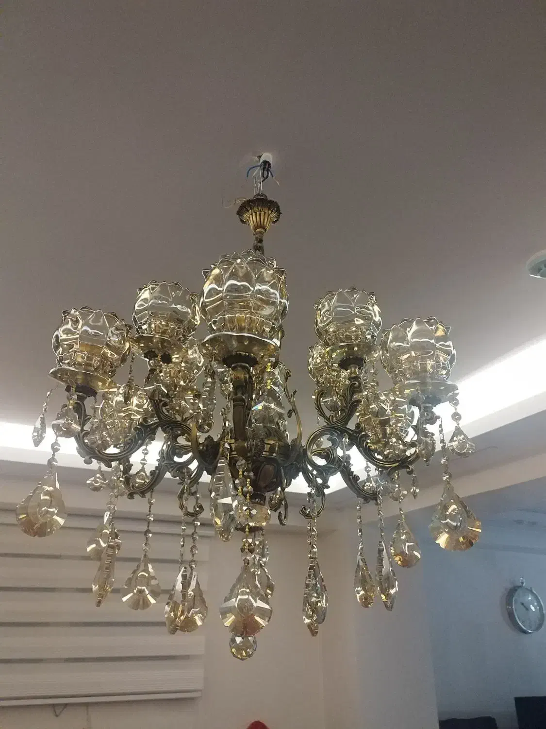 لوستر برنز۶ شاخه و ۱۲شعله و سنگین ،بهمراه لامپ|لوستر و چراغ آویز|سهند, |دیوار