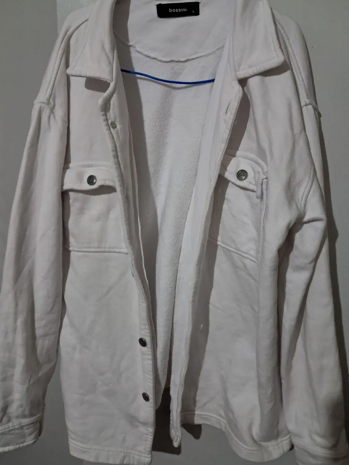 چندتا لباس نو|لباس|همدان, |دیوار