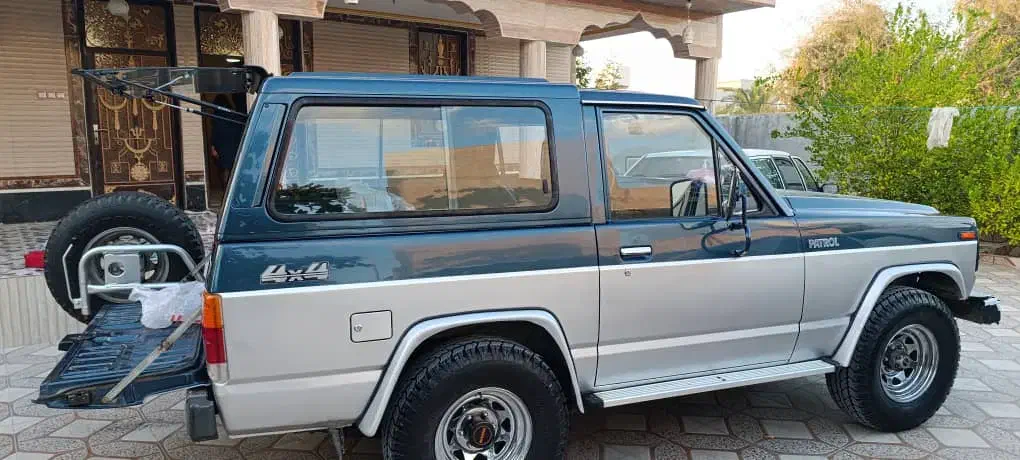 پاترول مدل ۷۷ بیمه یک سال معاینه فنی یک سال|خودرو سواری و وانت|شیراز, جوادیه|دیوار