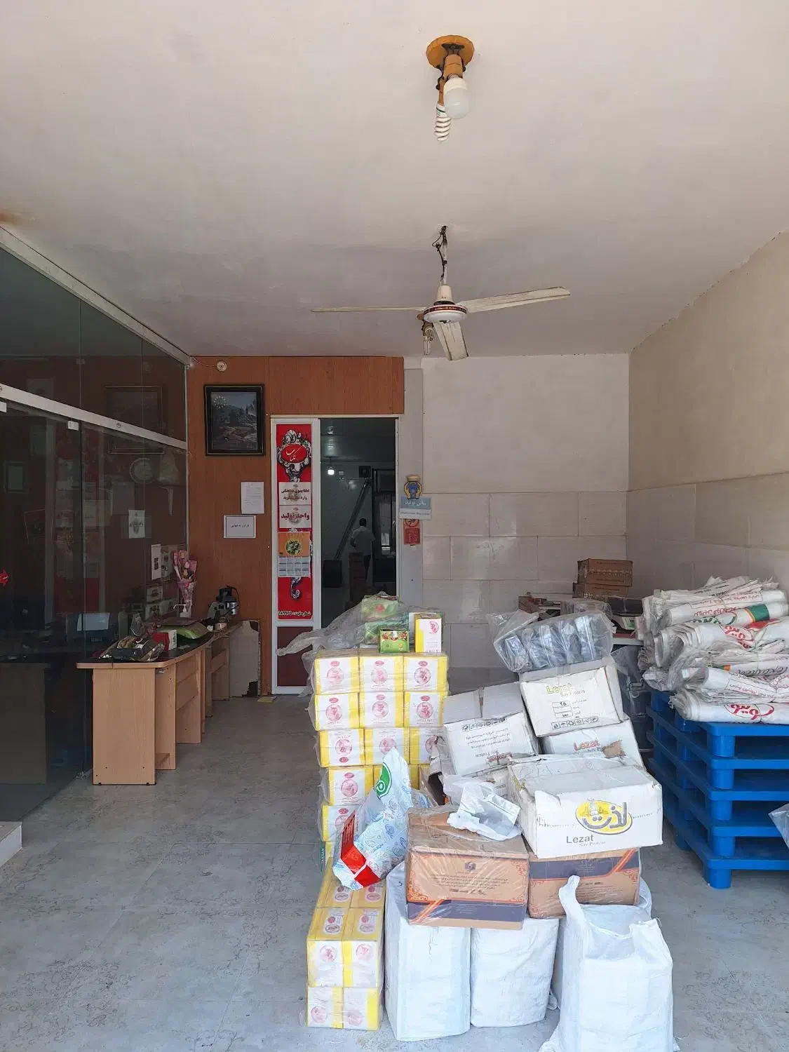 اجاره سوله زون غذایی ۱۵۰ متر میدان گیل|اجارهٔ دفتر صنعتی، کشاورزی، تجاری|رشت, ترمینال|دیوار