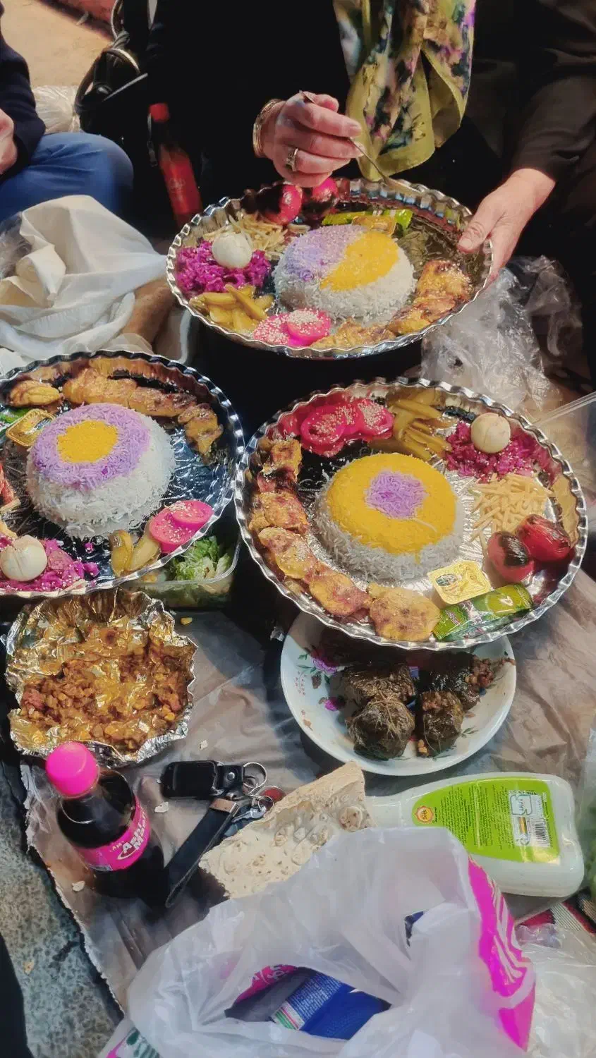 نیرو خدماتی آقا در رستوران|استخدام خدمات فروشگاه و رستوران|کنگاور, |دیوار