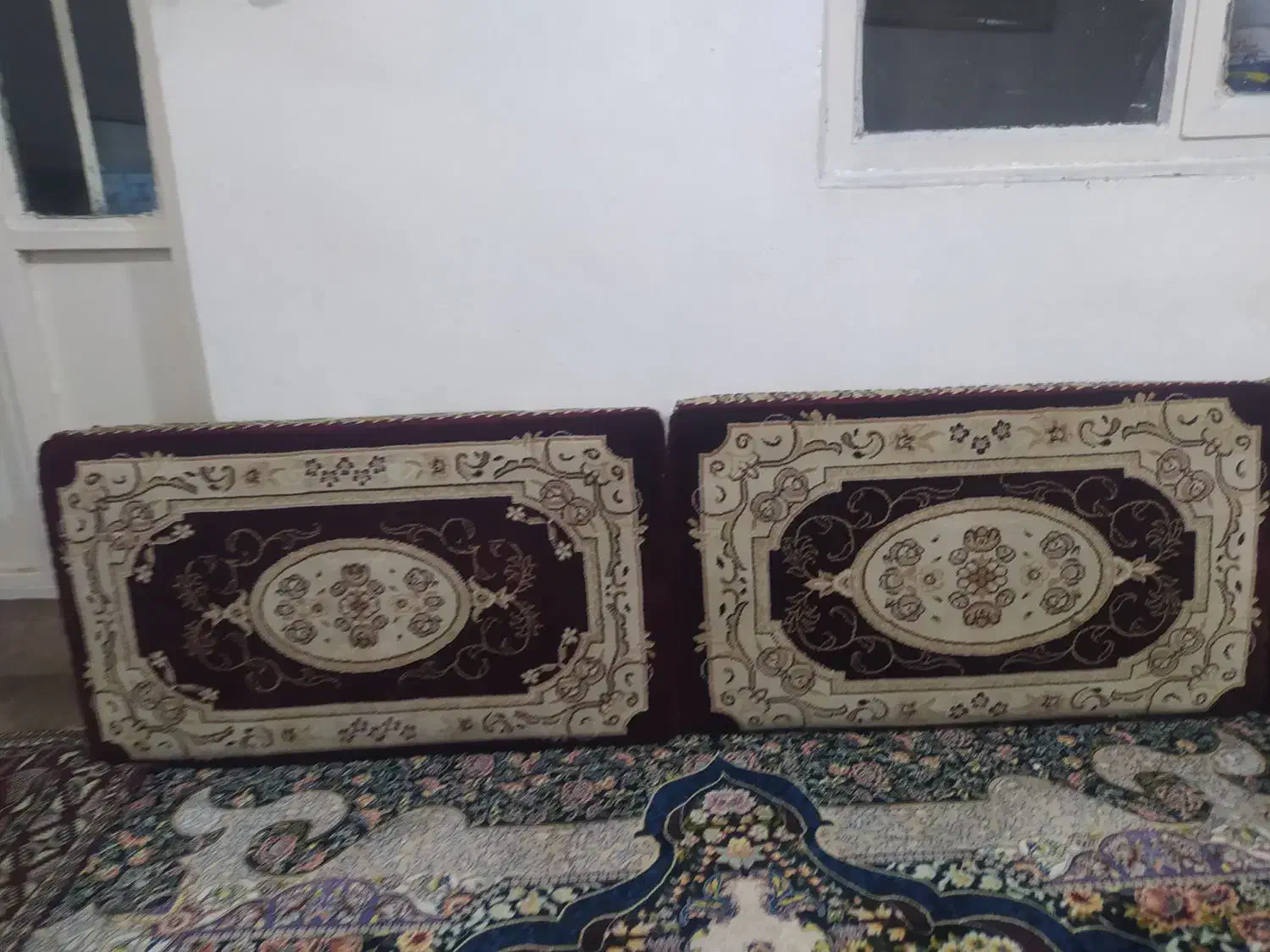 ۶ عدد پشتی فوم در حد نو|پشتی|سنندج, |دیوار