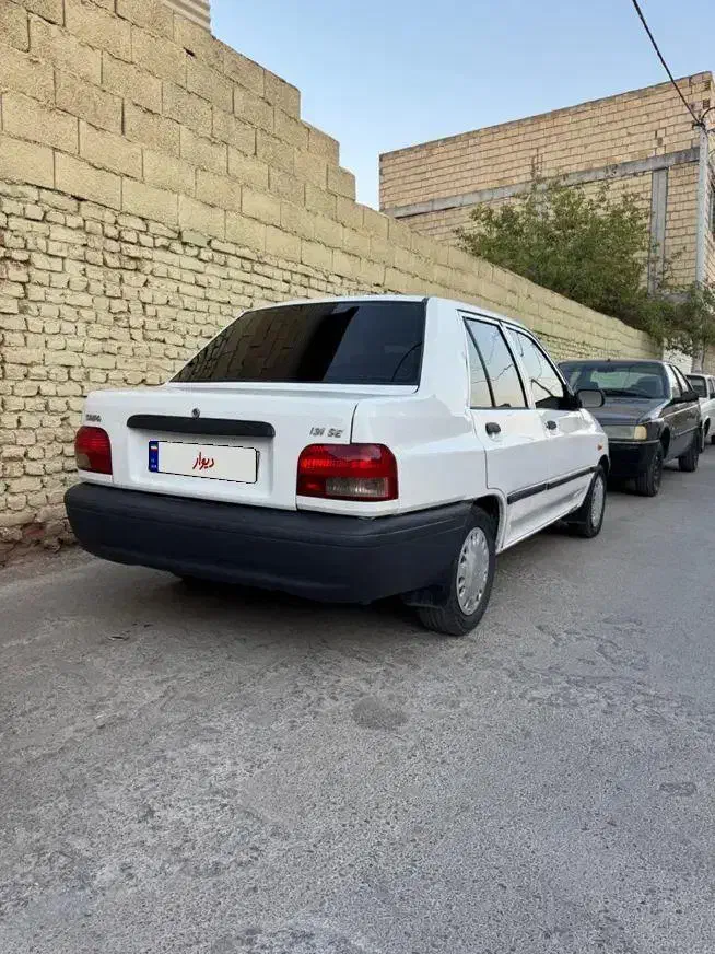 پراید ۹۸ بی رنگ شاسی سالم|خودرو سواری و وانت|نجفآباد, منتظری شمالی|دیوار