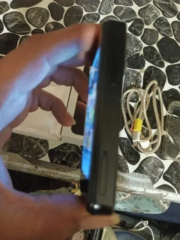 اپل۱۶Promaxباکارتن ومینی وسالم|موبایل|شیراز, سلطان آباد|دیوار